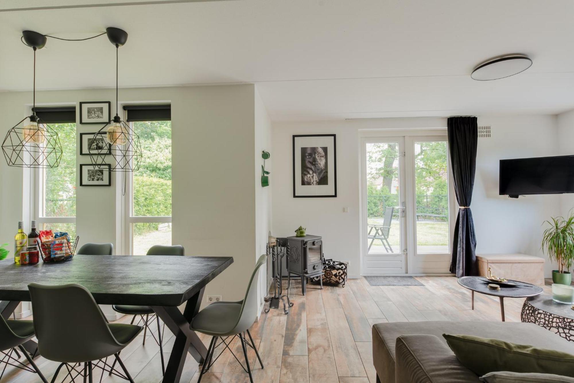 Het Huys Ewijk Mooi Luxe En Een Laadpaal Dış mekan fotoğraf